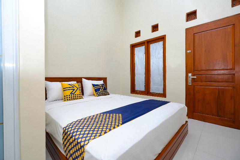 Spot On 2790 Bintang Selatan Guest House - Oda