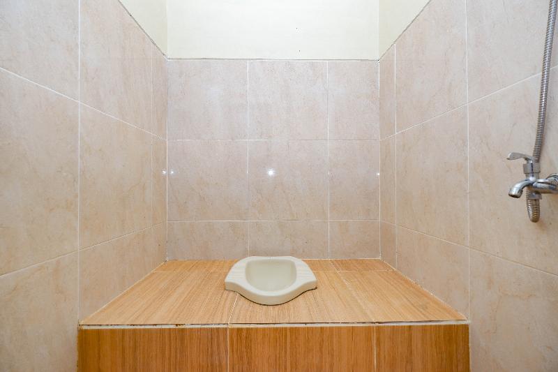 Spot On 2790 Bintang Selatan Guest House - Oda