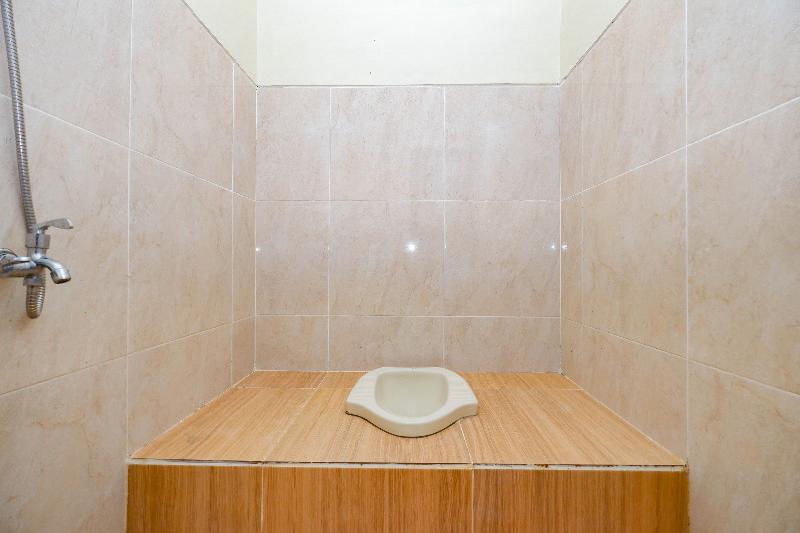 Spot On 2790 Bintang Selatan Guest House - Oda
