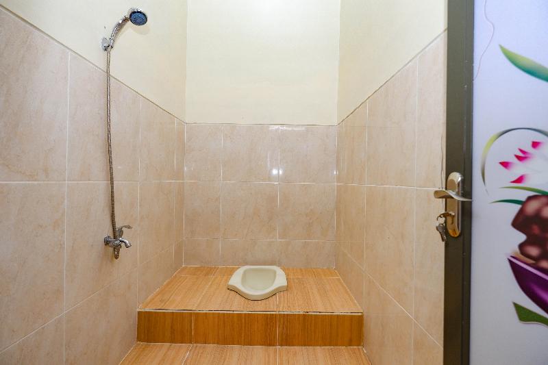 Spot On 2790 Bintang Selatan Guest House - Oda