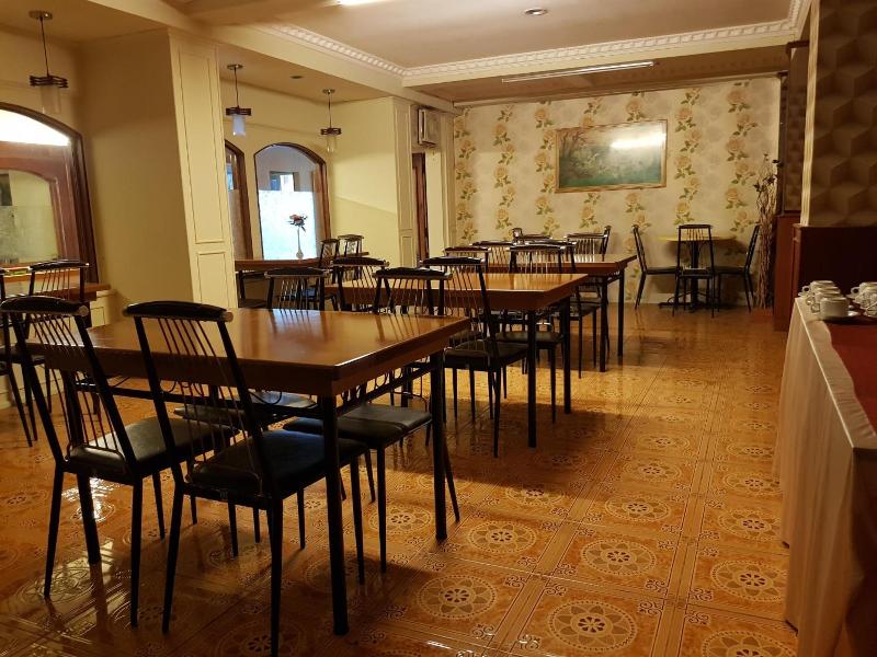 Hotel Istana - Genel