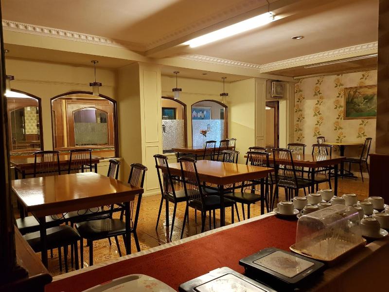 Hotel Istana - Genel