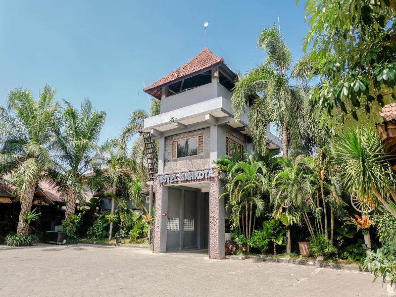 Mahkota Plengkung - Genel