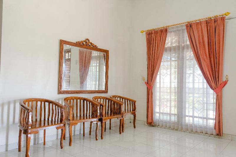 Spot On 2668 Pakis Residence - Lobi