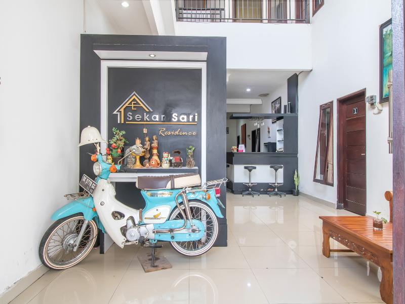 2836 Sekar Sari Residence - Lobi