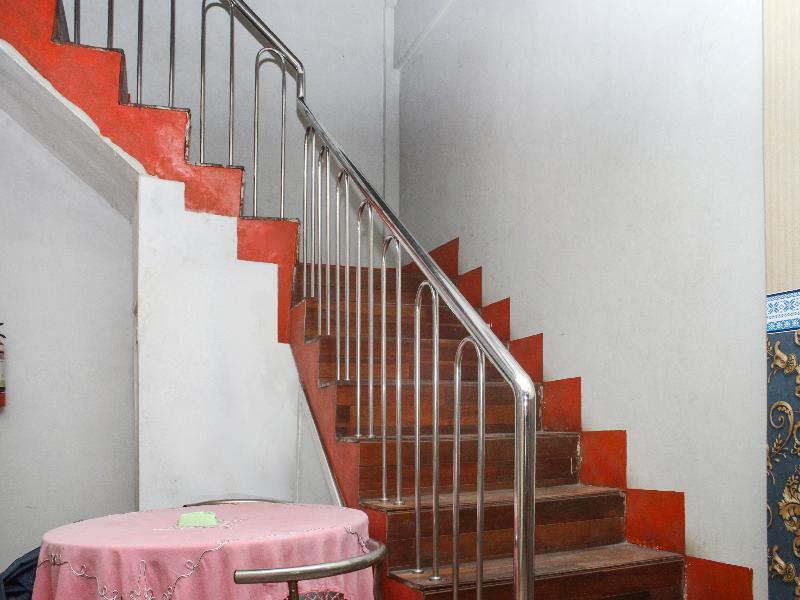 Spot On 2353 Wisma Executive Demang - Lobi