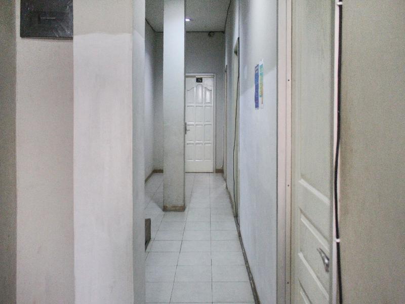 Spot On 2353 Wisma Executive Demang - Lobi