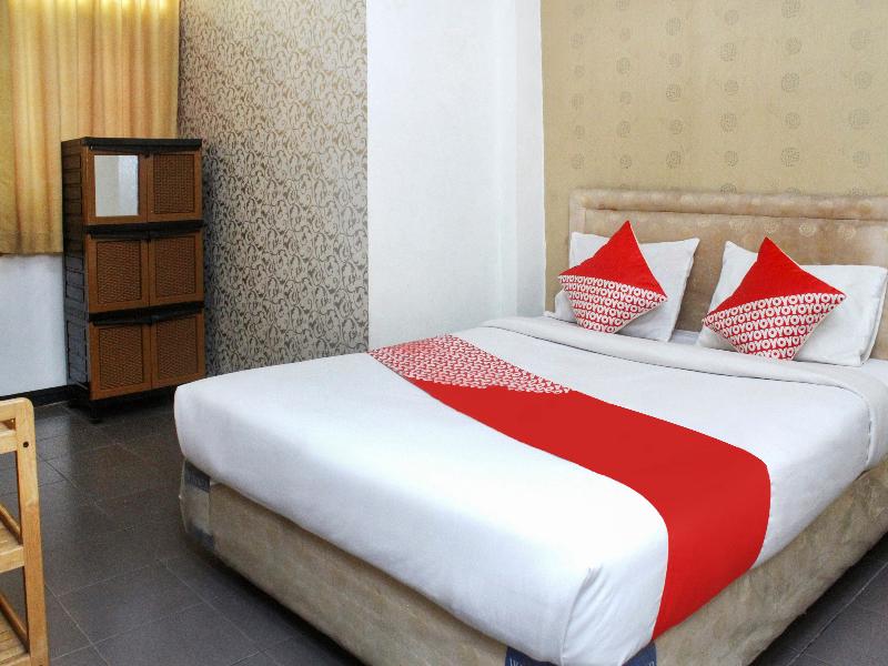 Spot On 2353 Wisma Executive Demang - Oda