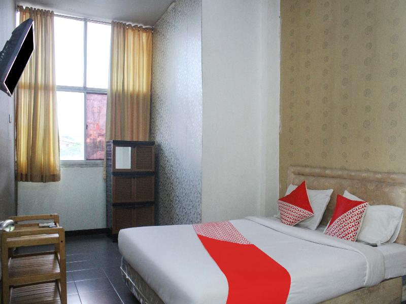 Spot On 2353 Wisma Executive Demang - Oda