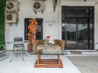 Oyo 2391 Baladewa Residence Syariah fotoÄŸrafÄ±