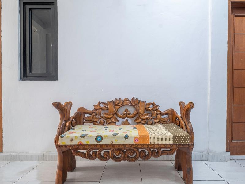Oyo 2391 Baladewa Residence Syariah - Lobi