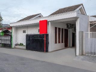 Oyo 2391 Baladewa Residence Syariah fotoÄŸrafÄ±