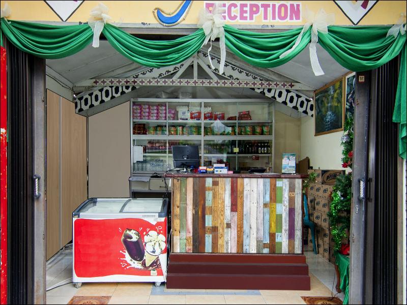 Thyesza Hotel - Lobi