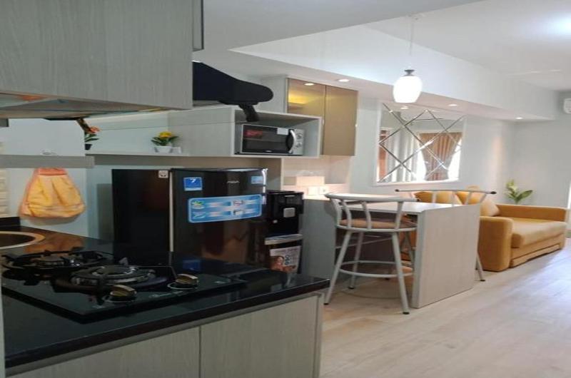 Springlake Apartment Summarecon by Veeroom by Zuzu - Oda