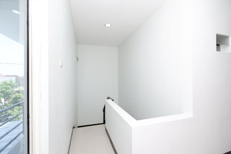 Oyo 1565 Palebon Residence - Lobi
