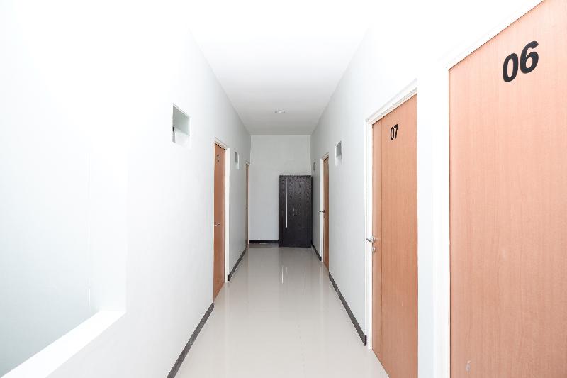 Oyo 1565 Palebon Residence - Lobi