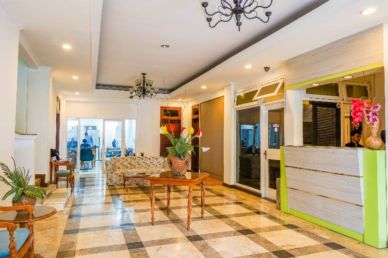 Collection O 1452 Hotel Utari - Lobi
