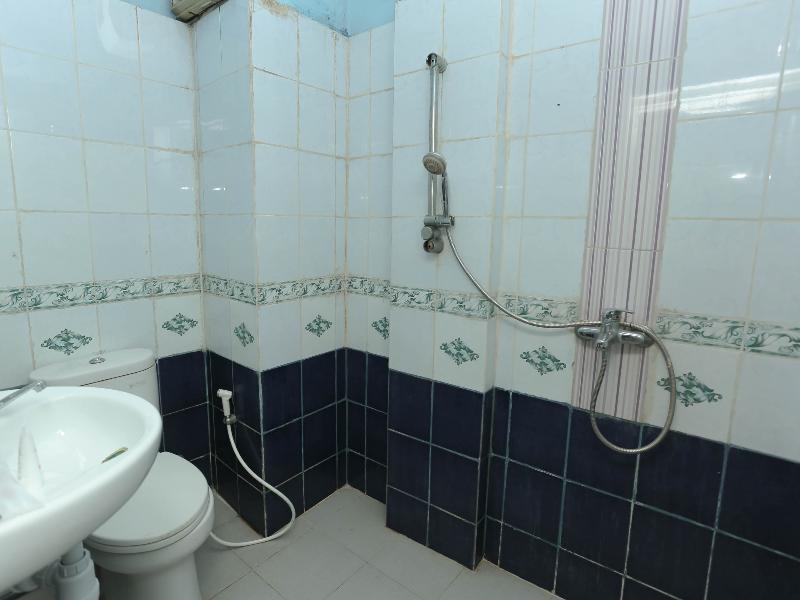 2057 Hotel Kharisma - Oda