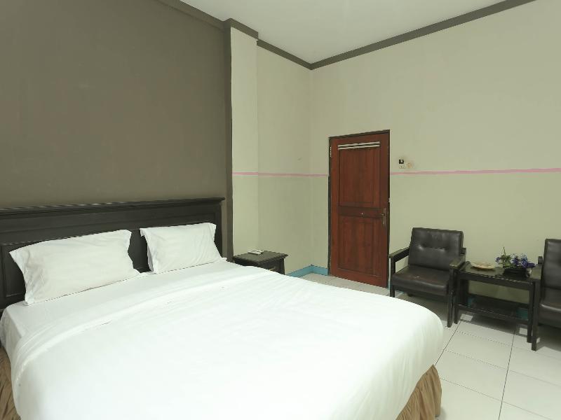 2057 Hotel Kharisma - Oda