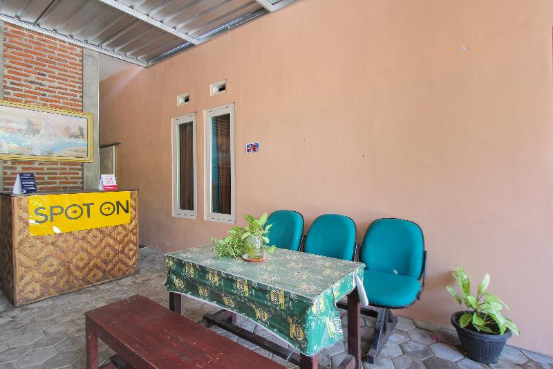 Spot On 2022 Darman Family Residence - Lobi