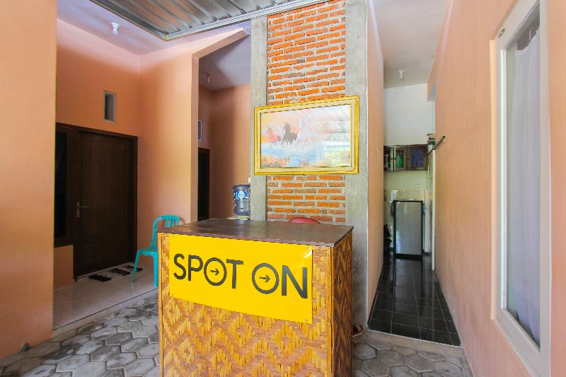 Spot On 2022 Darman Family Residence - Lobi