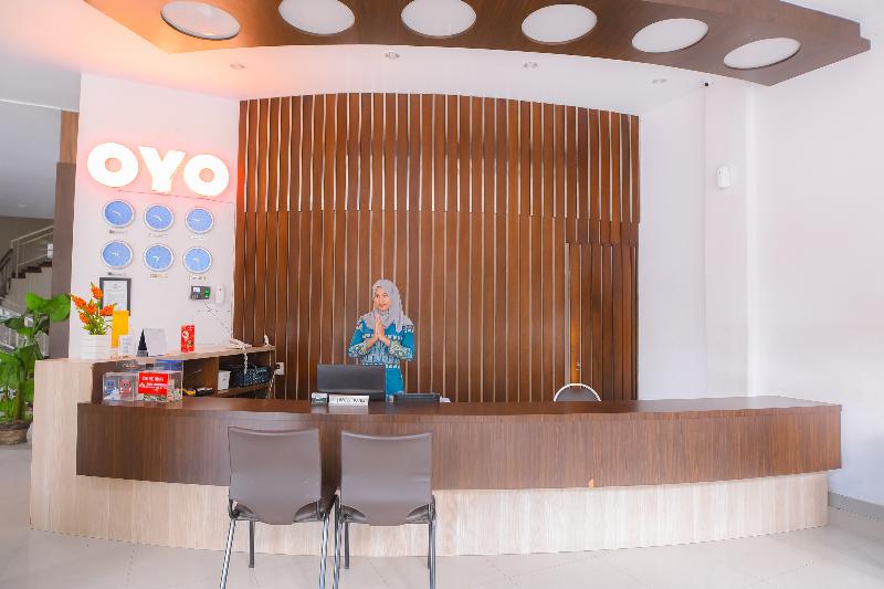 Super OYO Capital O 1630 Hotel Syariah Ring Road - Lobi