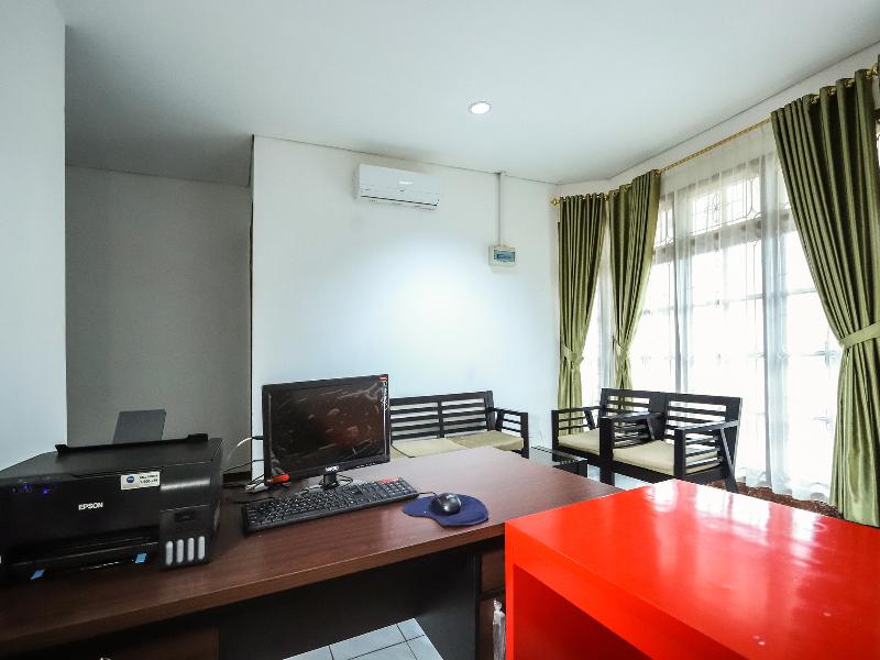 Super OYO 1582 Bungo Guest House - Lobi