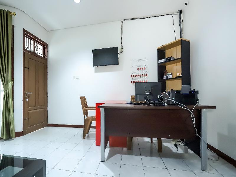 Super OYO 1582 Bungo Guest House - Lobi