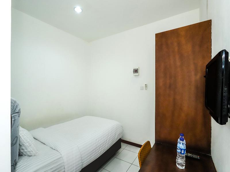 Super OYO 1582 Bungo Guest House - Oda