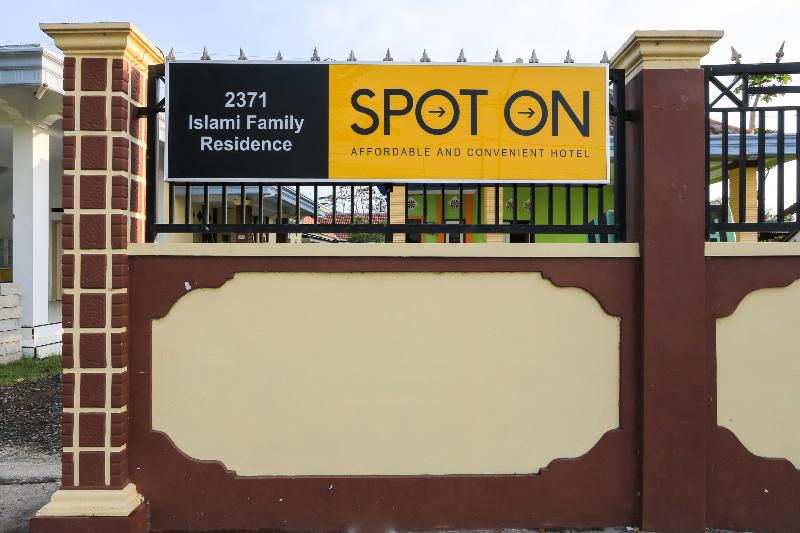 Spot On 2371 Islami Family Residence - Genel