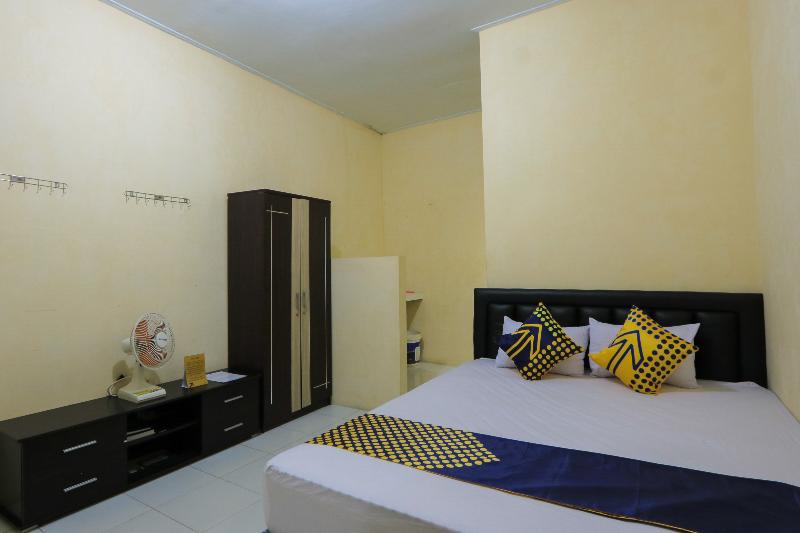 Spot On 2371 Islami Family Residence - Oda
