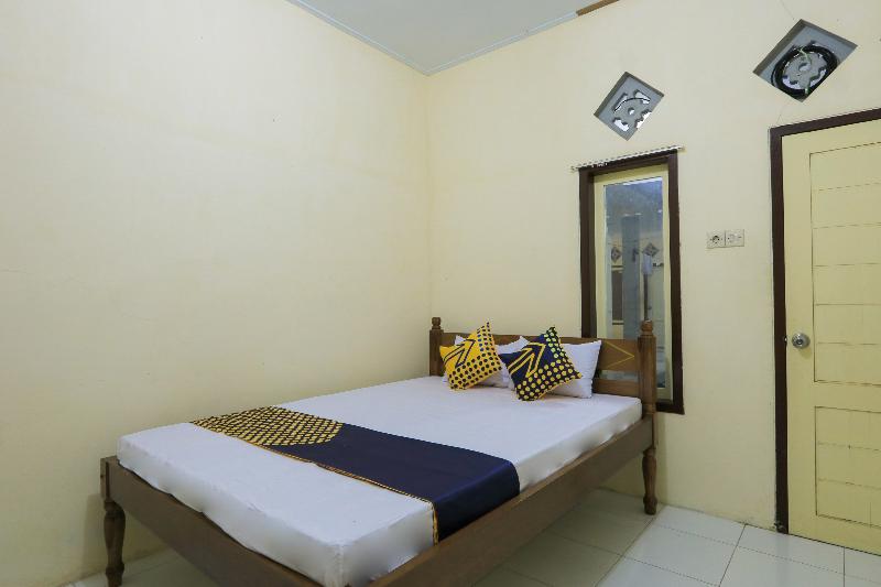 Spot On 2371 Islami Family Residence - Oda