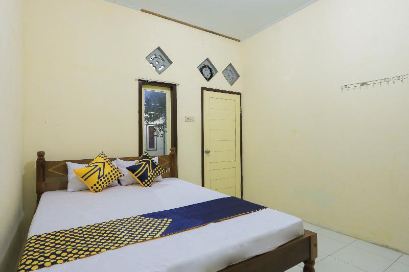 Spot On 2371 Islami Family Residence - Oda