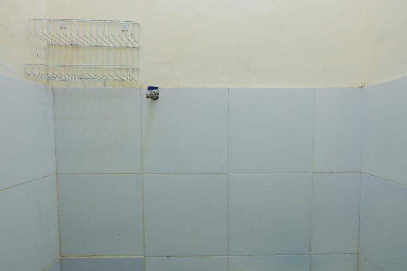 Spot On 2371 Islami Family Residence - Oda
