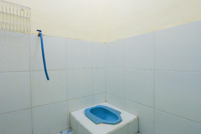 Spot On 2371 Islami Family Residence - Oda