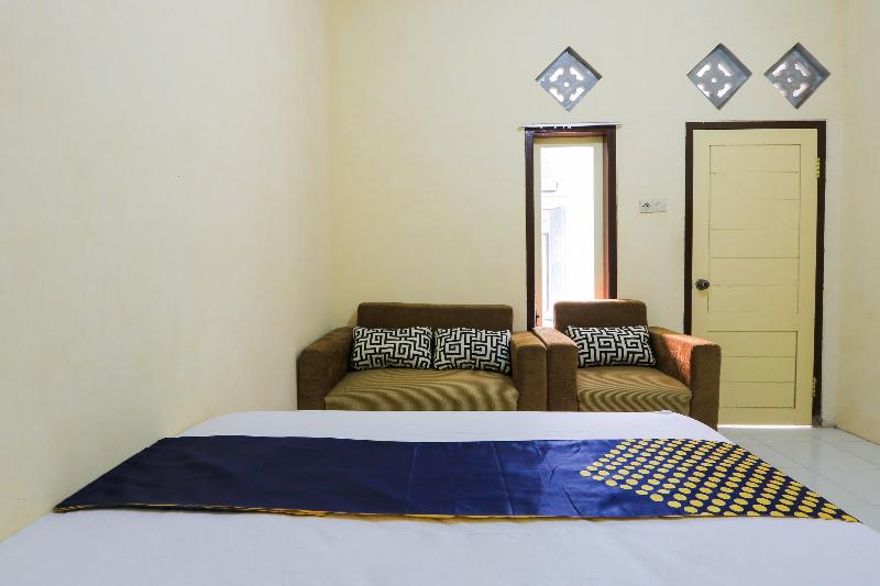 Spot On 2371 Islami Family Residence - Oda