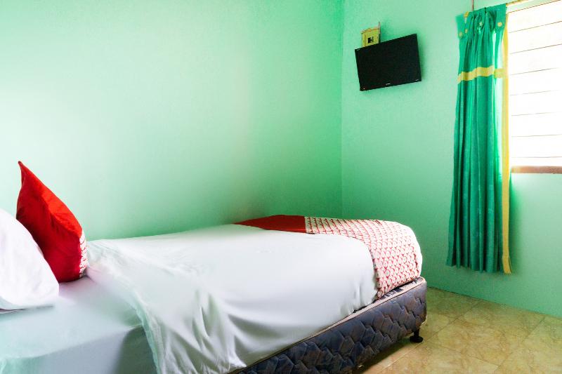 Oyo 3095 Semarapura Homestay - Oda