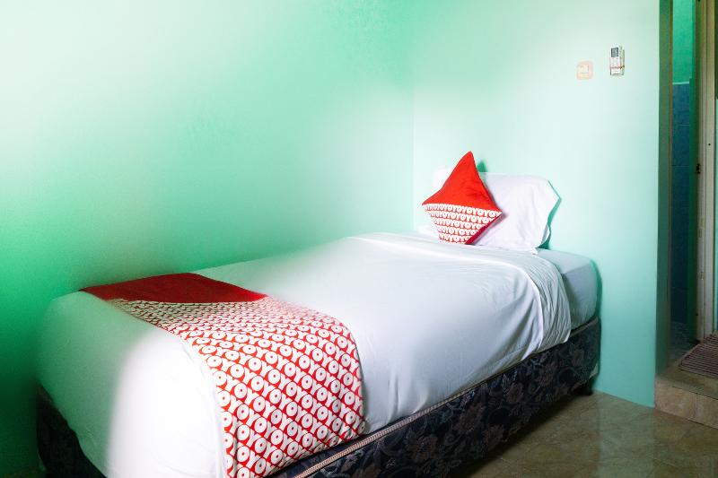 Oyo 3095 Semarapura Homestay - Oda