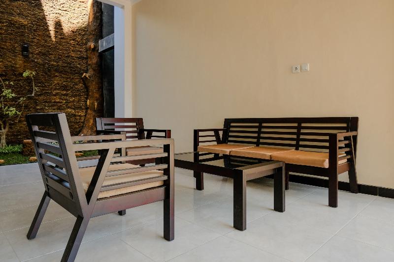 1621 Rahayu Residence Syariah - Lobi