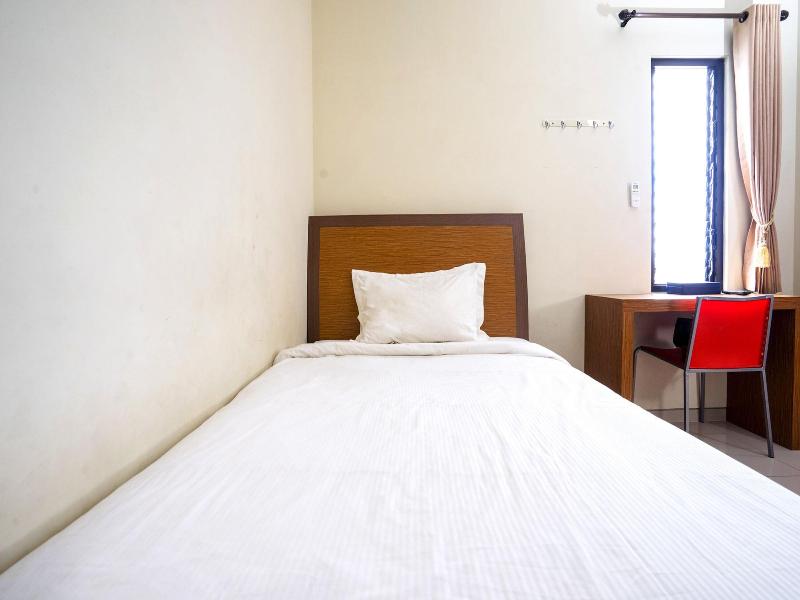 Pondok Indah Rumah Kost - Oda