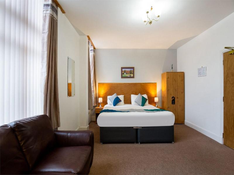 OYO Eastbank Hotel, Speyside Scotland - Oda