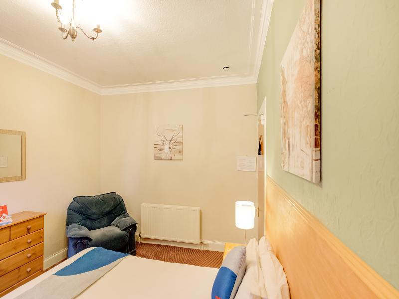 OYO Eastbank Hotel, Speyside Scotland - Oda