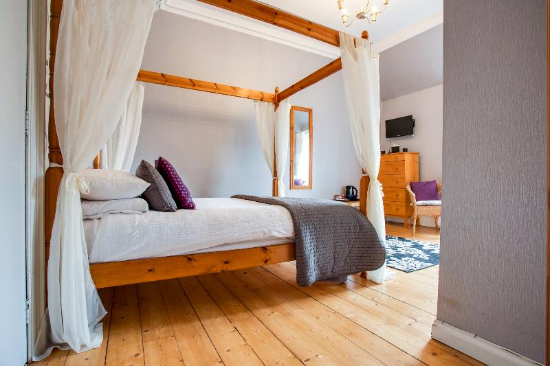 St Ronan's Hotel - Oda