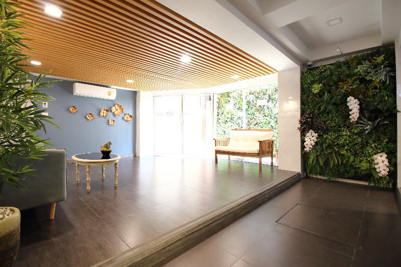 Oyo 483 Pannee Hotel Khaosan - Lobi