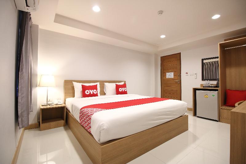 Oyo 483 Pannee Hotel Khaosan - Oda