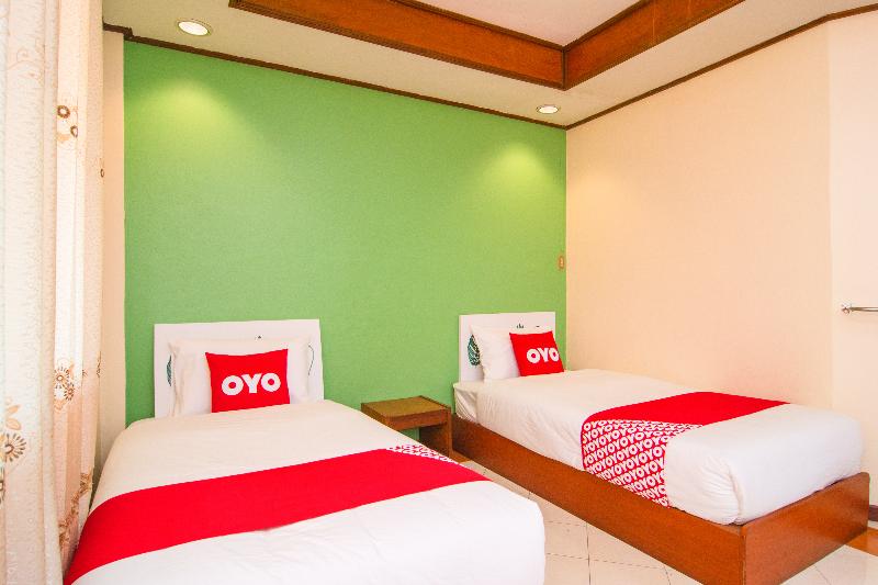 Phasuk Hotel - Oda