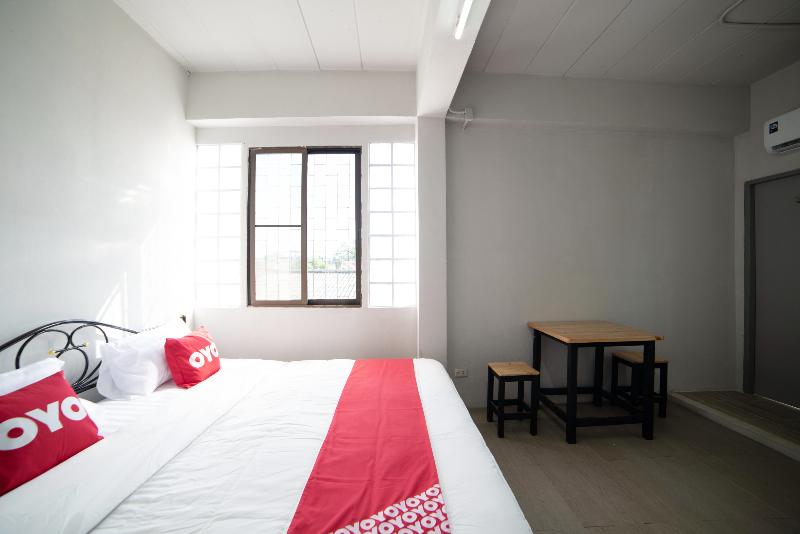 Oyo 457 Panasan Villa - Oda