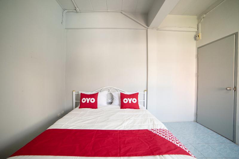 Oyo 457 Panasan Villa - Oda