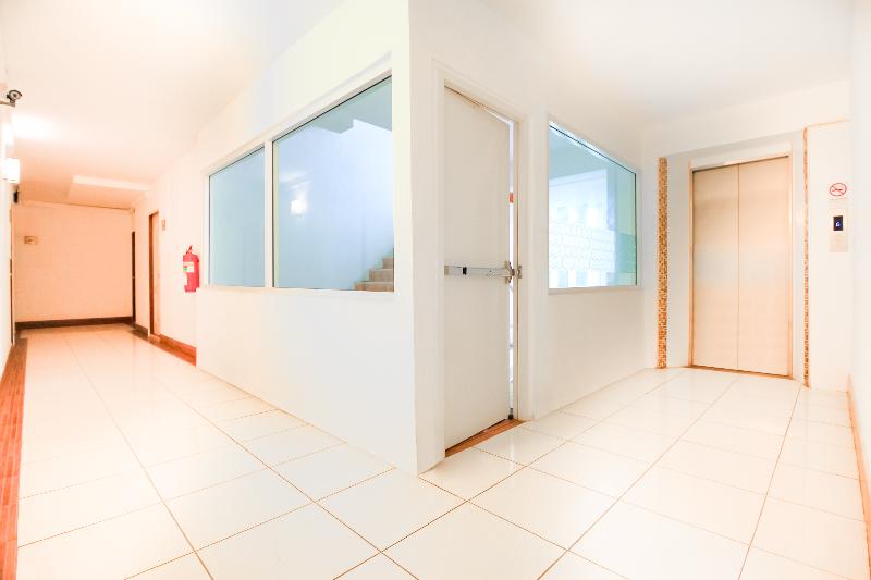 Oyo 411 Grandview Condo 15 - Lobi