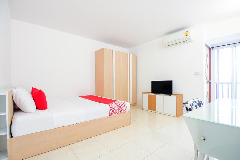 Oyo 411 Grandview Condo 15 - Oda